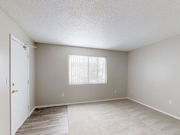 4th image of 1531 Mount Lincoln Dr E #111
