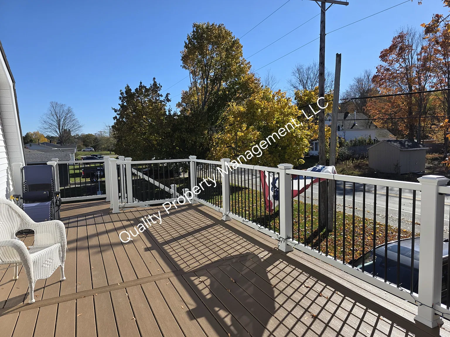 1541 Ohio St — Photo 2