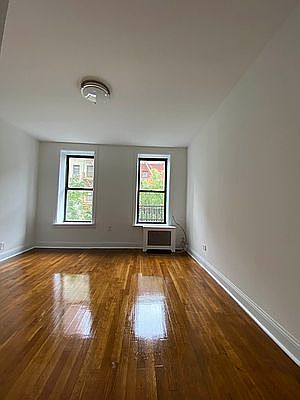 2nd image of 222 E 89th St APT 10