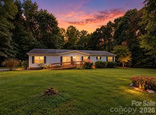 121 Haystack Ln, Olin, NC 28660