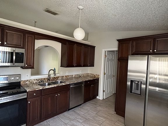 2nd image of 4457 Stonemeadow Dr