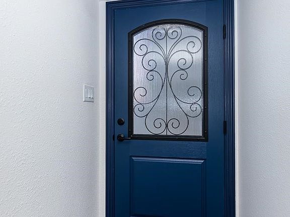 4th image of 1449 E Torrey Pines Cir