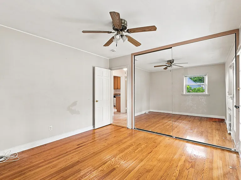 5 Margaret Ct — Photo 36