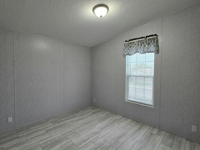 1219 51st Ave E #9 — Photo 6