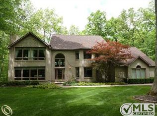 2018 Pine Hollow Trl, Brighton, MI 48114