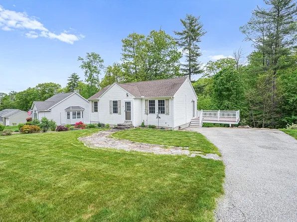 50 Maggie Ln, Southbridge, MA 01550