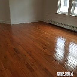 4th image of 14718 Hoover Ave