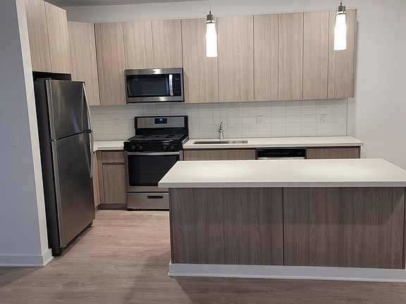 2nd image of 175 Quincy Ct #209