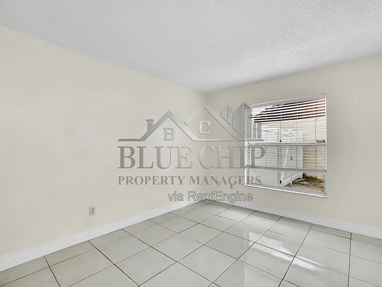 5322 Jade St — Photo 19