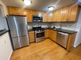 2509 Ditmars Blvd #1, Astoria, NY 11105