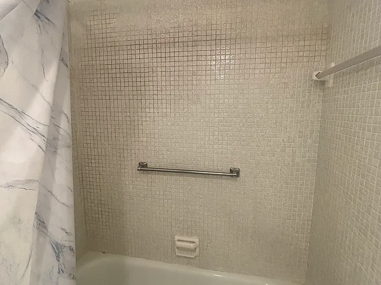 171 Fanshaw E #171 — Photo 22
