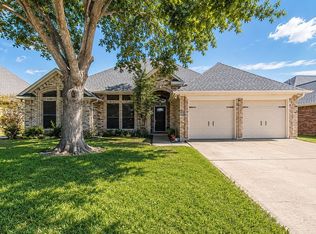2207 Nugent Dr, Mansfield, TX 76063
