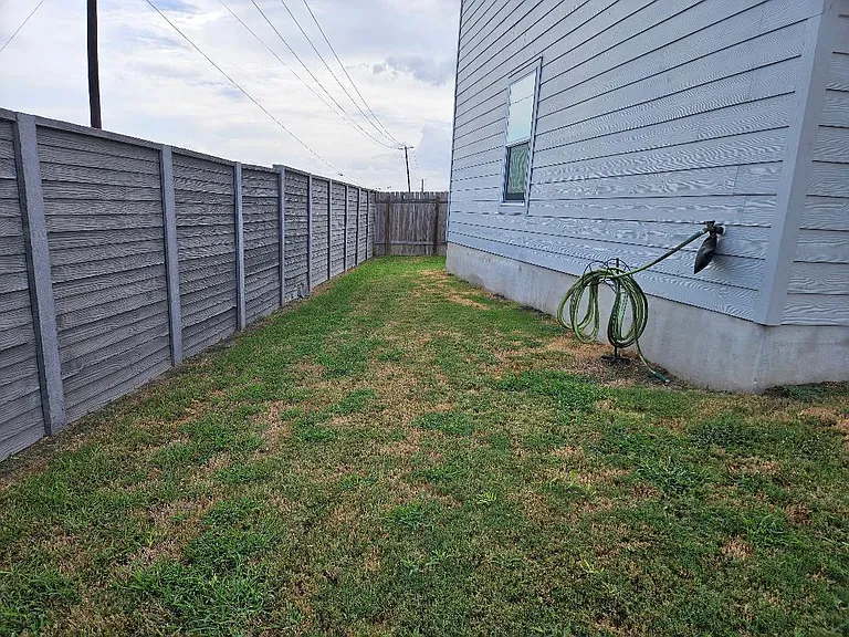 17721 Somerville Ct — Photo 17