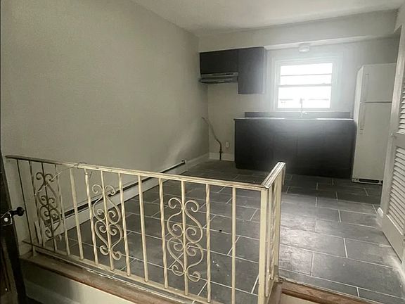 5th image of 141 Liberty Ave #1L