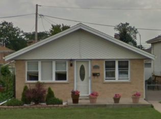 7711 Central Ave, Burbank, IL 60459
