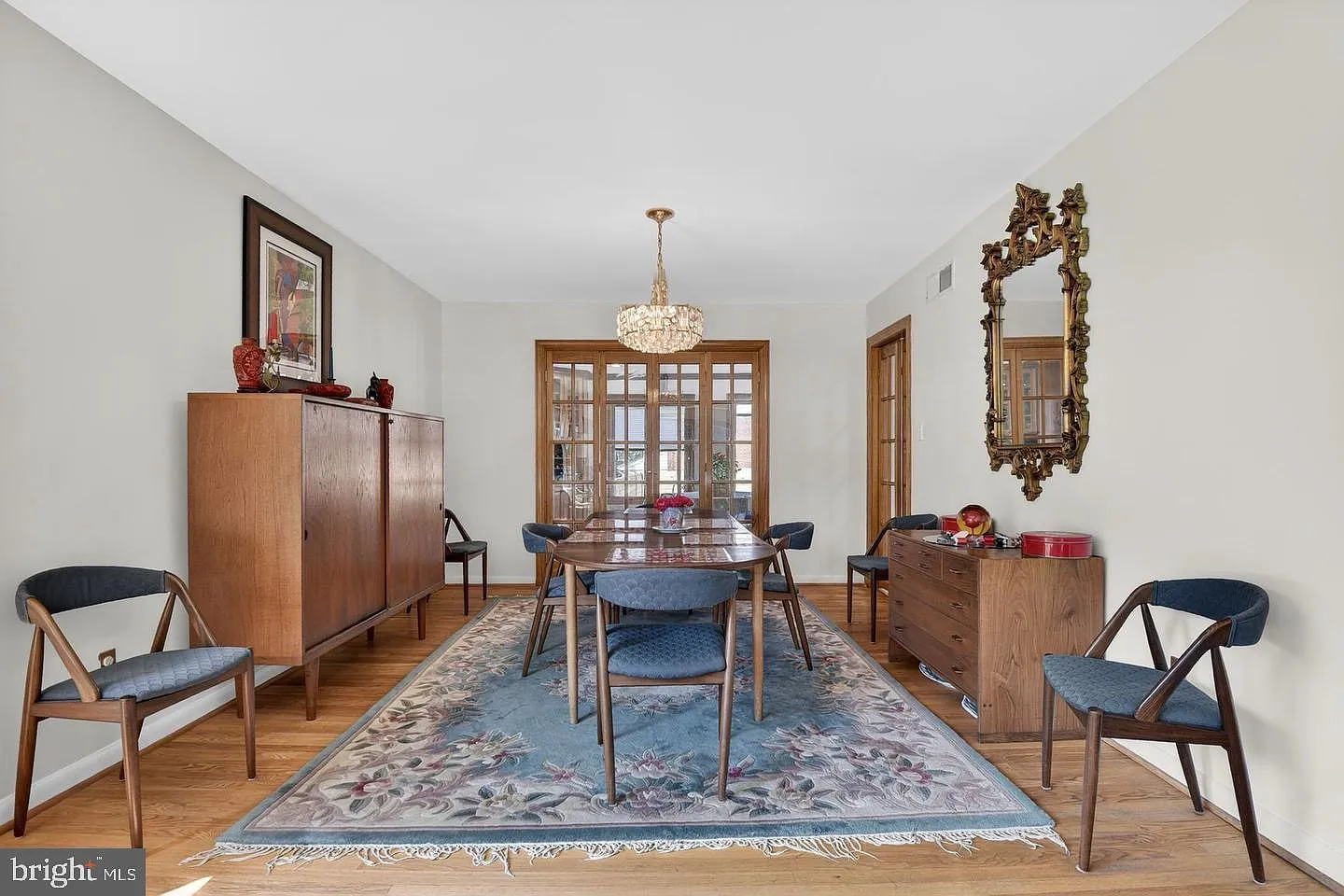 5 bed, 3524 sqft, $5,950 — Photo 4