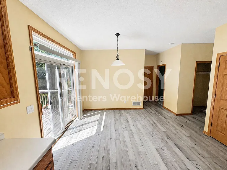 17505 48th Pl N — Photo 6