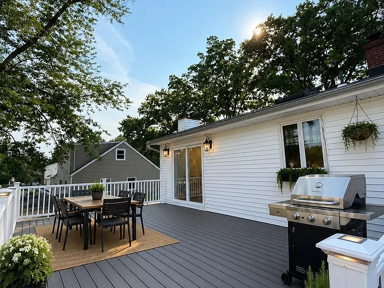 601 Harmony Rd — Photo 24