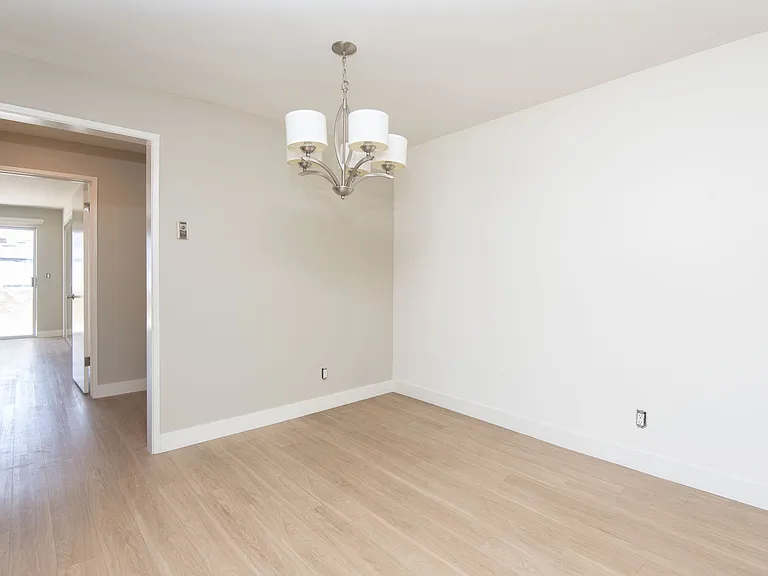 3646 Mentone Ave #9 — Photo 5