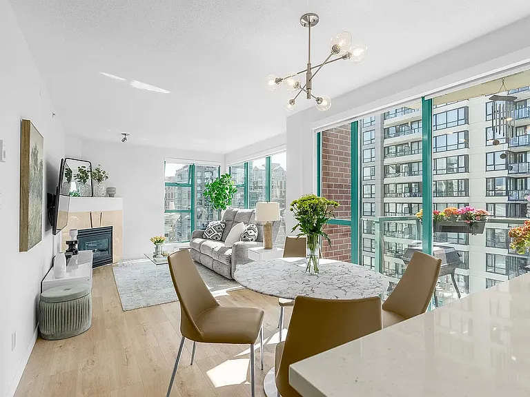 939 Homer St #2604 — Photo 4