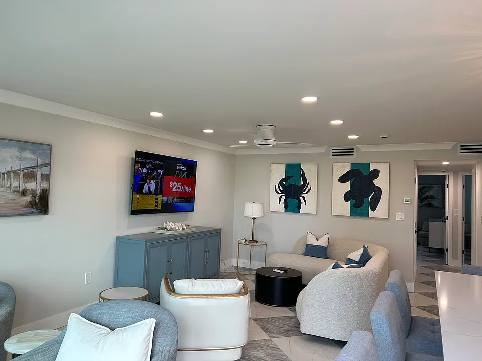 3200 Gulf Shore Blvd N #102