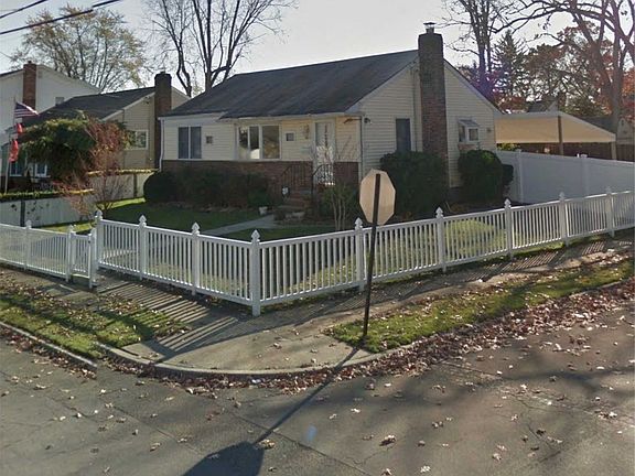 2nd image of 122A Cleveland Ave