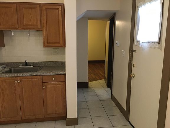Kitchen Hall to Living room