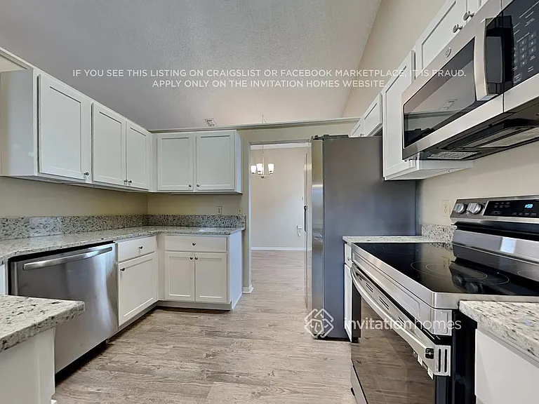 2033 Crosshair Cir — Photo 9