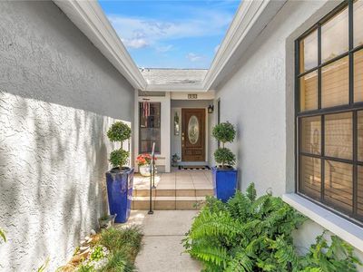 992 San Carlos Ct NE, Saint Petersburg, FL, 33702