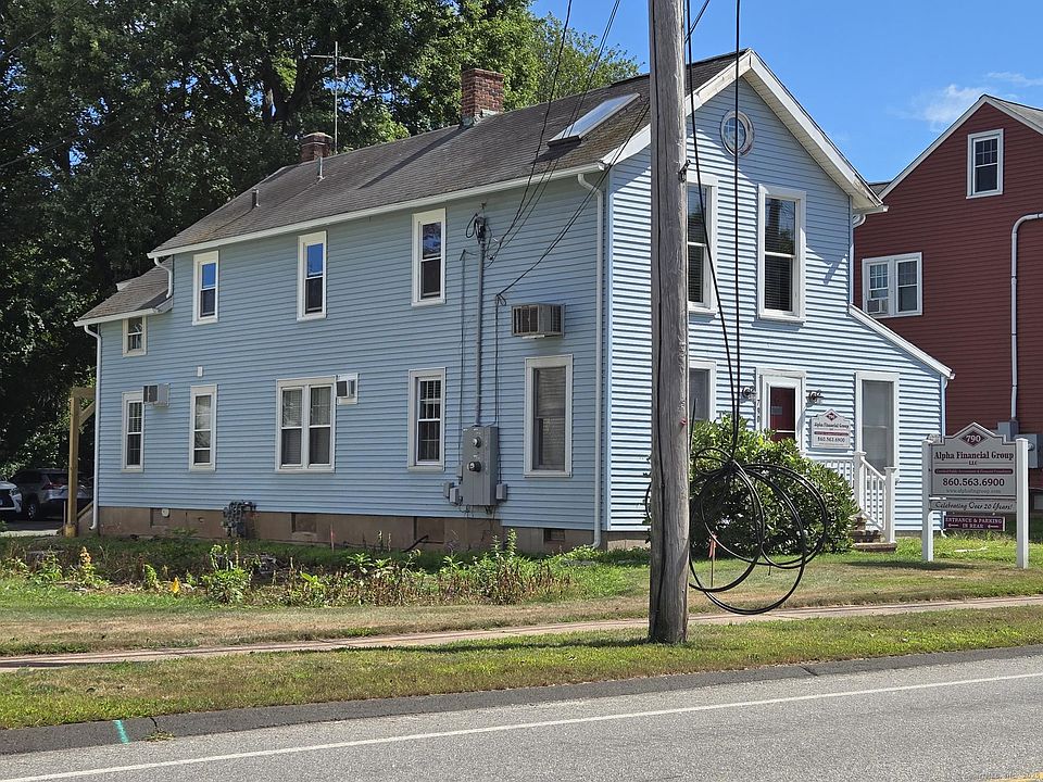 1st image of 790 Old Main St
