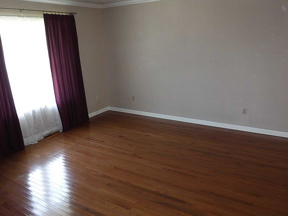 3rd image of 5309 Floradale Dr