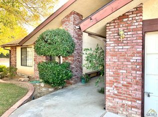 3200 Juniper Ridge Rd, Bakersfield, CA 93306