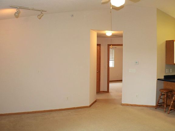 3rd image of 2825 Triple Crown Ln Unit 6