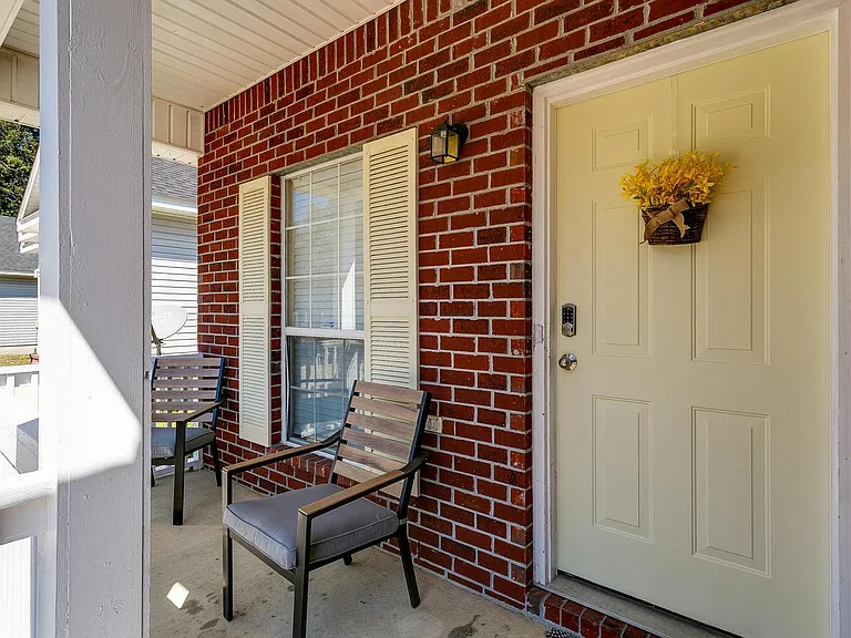 5950 Last Big Tree Ln — Photo 6