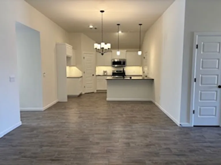 18212 Austin Ct — Photo 5