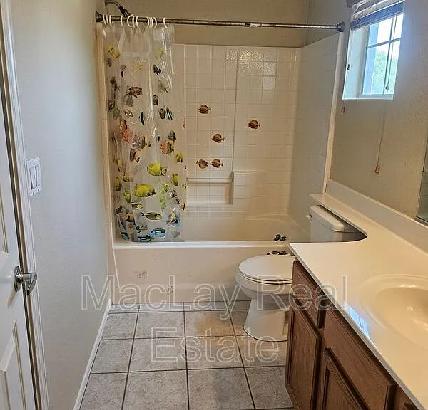2711 W Megan St — Photo 25