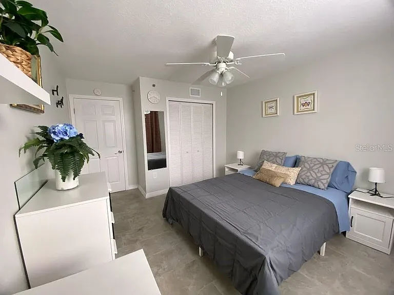 701 S Madison Ave #421 — Photo 17