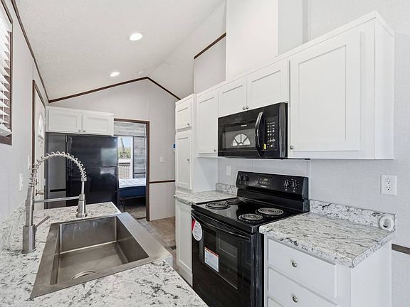 2nd image of 9985 N Pinal Ave #81