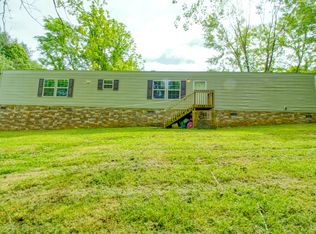 166 Neth Dr, Johnson City, TN 37601