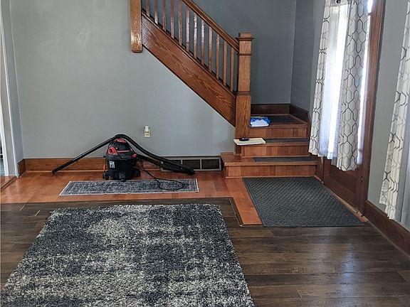 5th image of 112 Overbaugh Ave