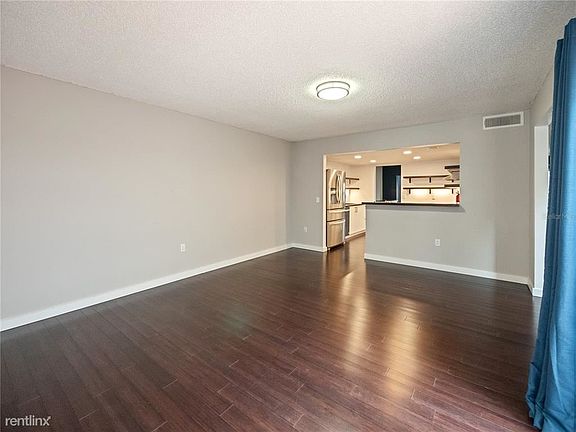 3rd image of 107R Eastwind Ln