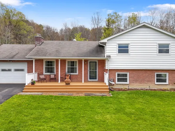 1602 Oakdale Rd, Johnson City, NY 13790