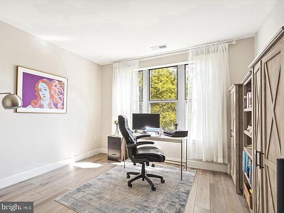 5th image of 1800 Wilson Blvd #220