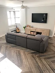 Rented by (Legacy) Elegran