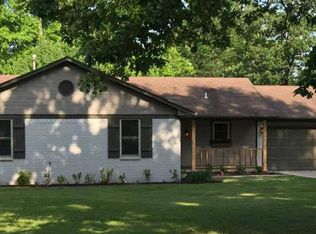 605 S Adams St, Lavaca, AR 72941