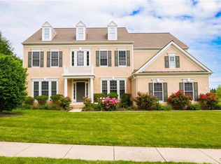 1521 Pinewind Dr, Breinigsville, PA 18031