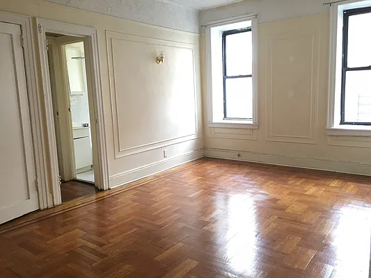 Rented by Lang Realty LLC | media 11