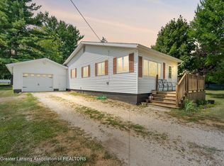 515 Union St, Saint Louis, MI 48880