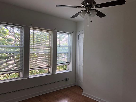 4th image of 4806 N Avers Ave APT 201