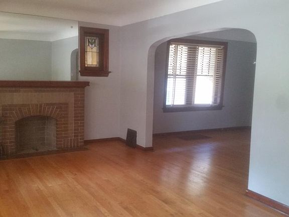 2nd image of 6947 Alabama Ave
